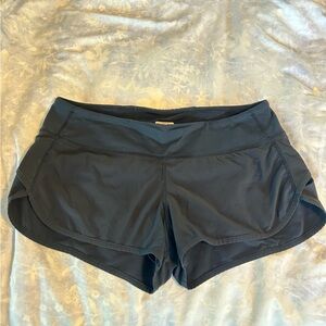 Lululemon Black Speed Shorts size 8